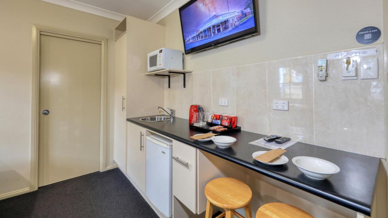 Of Wales Hotel Gulgong